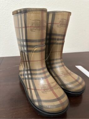 Classic Plaid Rain Boots - Beige/Tan